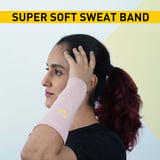 https://img1.hkrtcdn.com/21217/prd_2121670-MuscleBlaze-LWL-Bandana-Peach-Free-Size_o.jpg